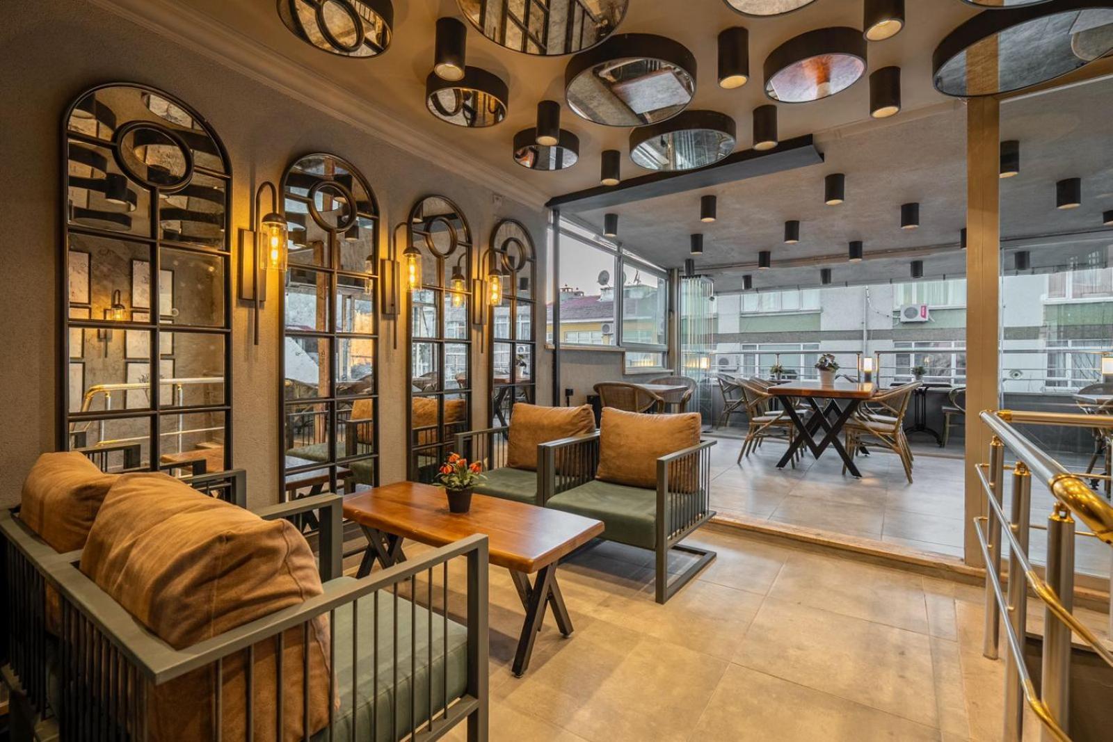 Cube Suites, Istanbul